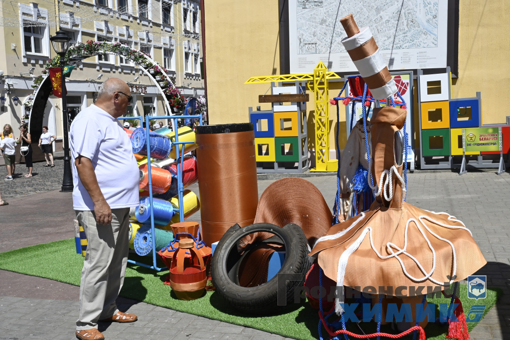 Гродненские химики во время празднования Дня Независимости Республики Беларусь_2025_36.JPG
